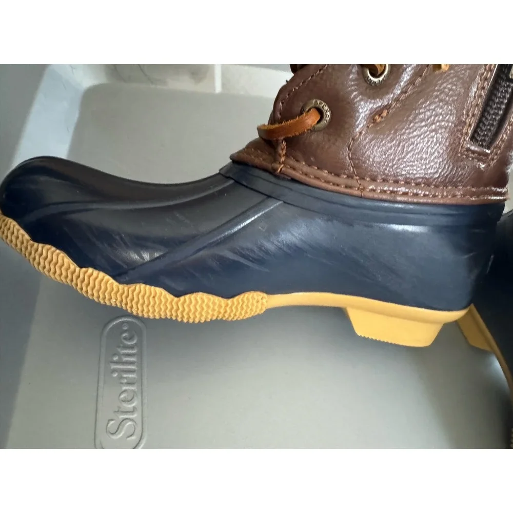 Sperry Kids Saltwater Duck Boots Navy Brown Blue CG55203A‎ Size 11M